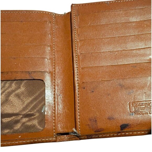 Dooney & Bourke Wallet Leather with Coin Section *READ - Picture 3 of 4
